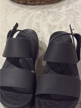 CROCS Black Platform Double-Strap Sandals with Back Strap